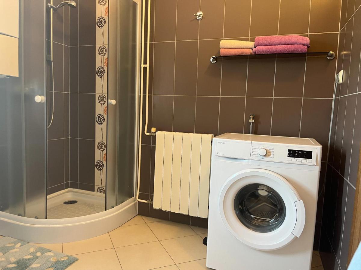 Apartment Lidija 班约勒 外观 照片
