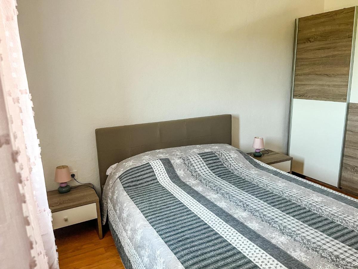 Apartment Lidija 班约勒 外观 照片